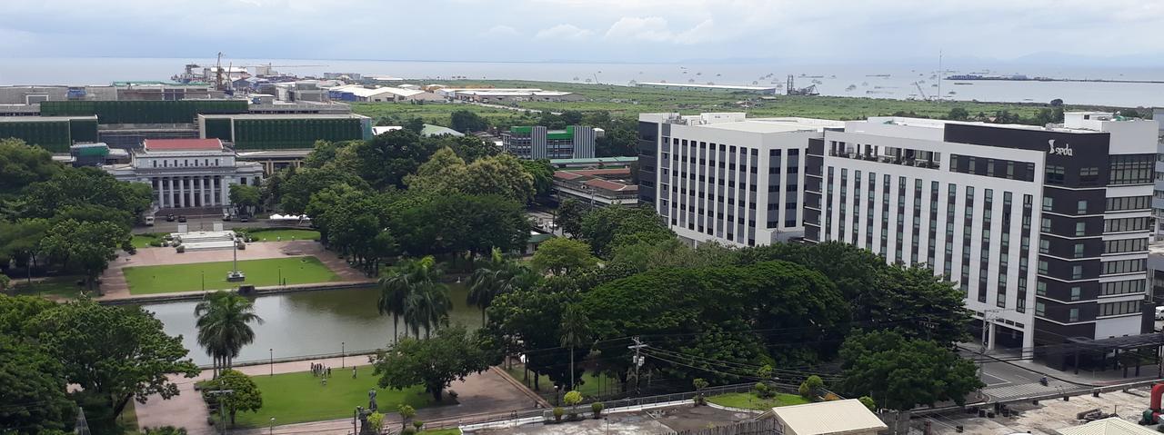 913Cityscape Located At City Center Bacolod Kültér fotó