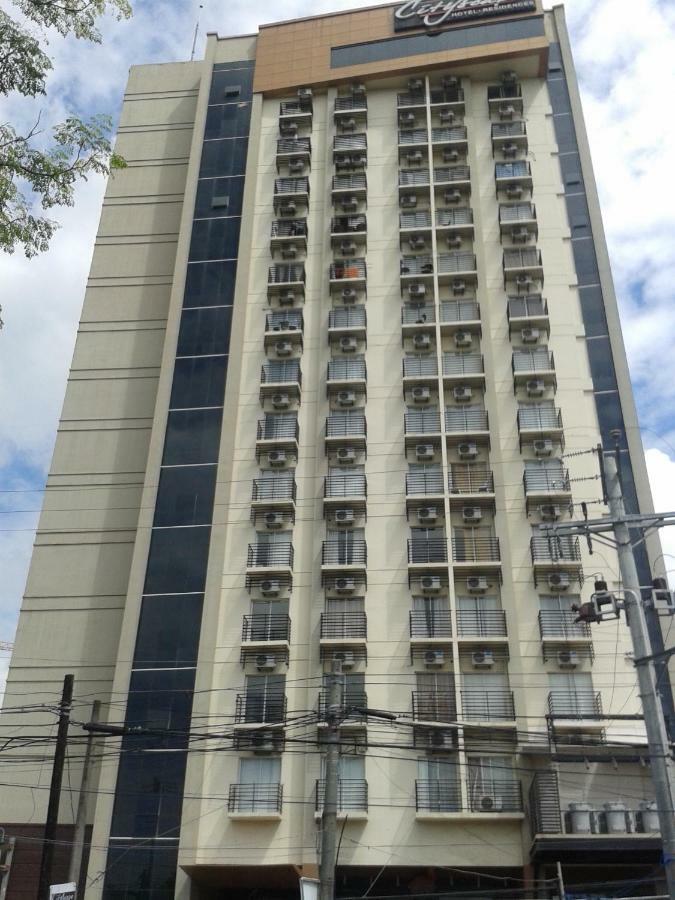 913Cityscape Located At City Center Bacolod Kültér fotó